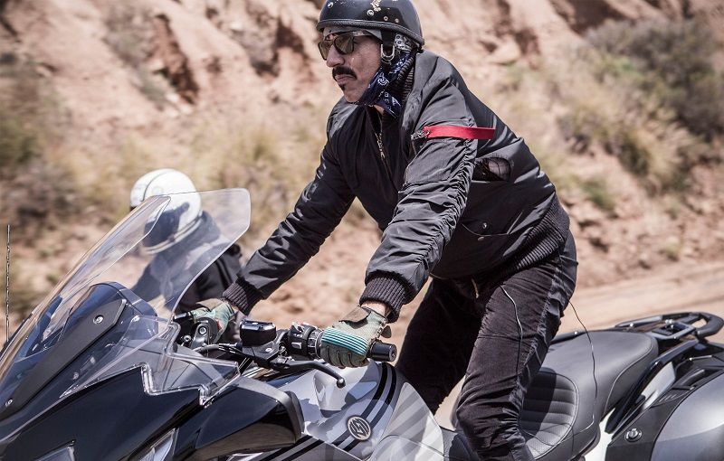 anthony kiedis bmw r1200rt 8