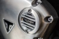 Ndp_Triumph_thruxtonizate_05