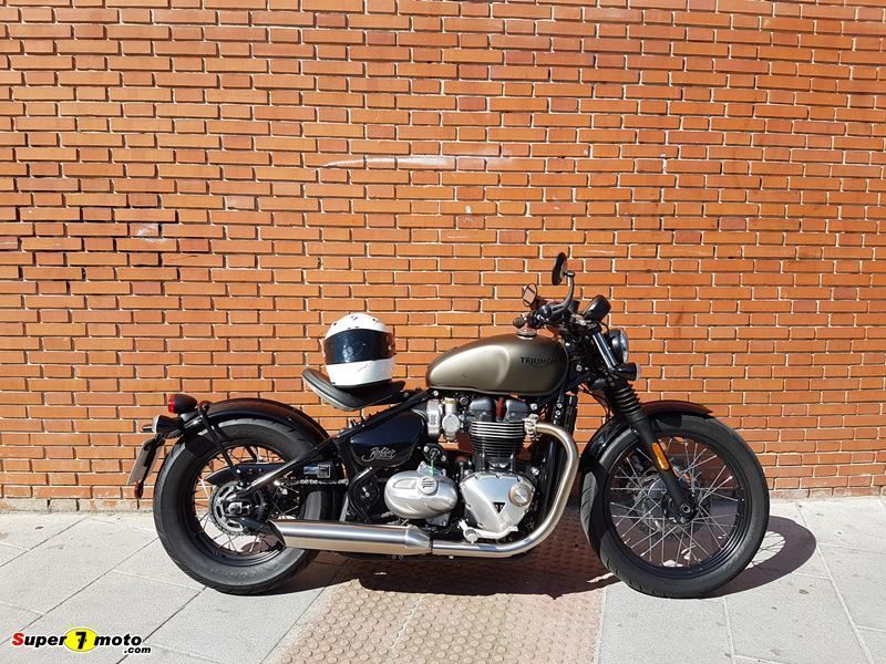 TriumphBobber 17