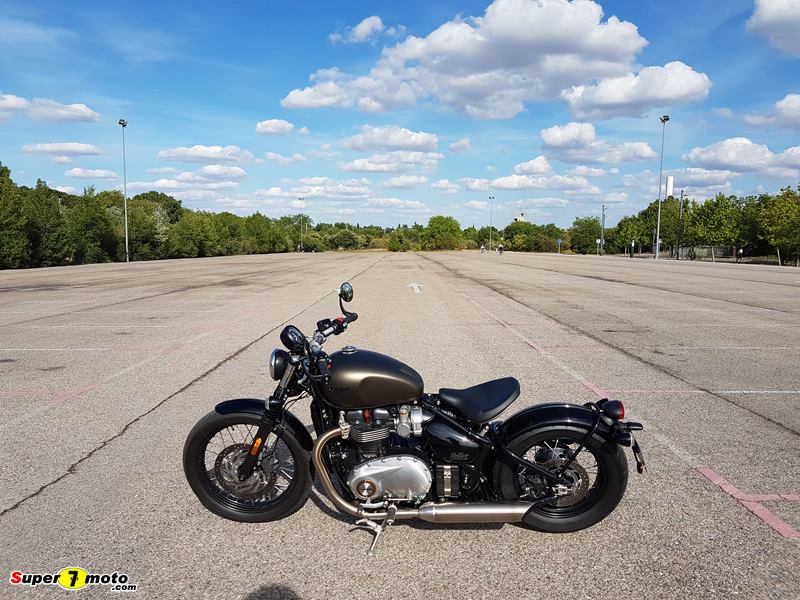 TriumphBobber 48