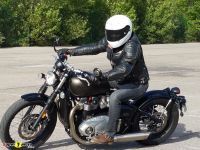 TriumphBobber_11