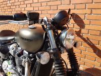 TriumphBobber_30
