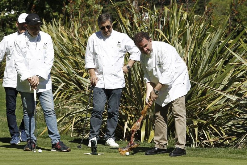 Ndp Triumph chefs and golf 06 2