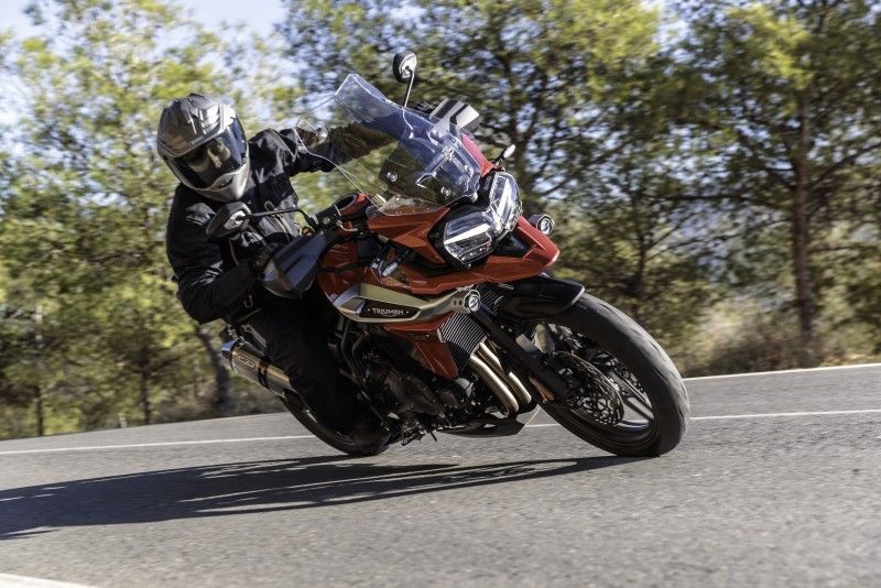 TIGER 1200 Press Ride 11 17 76