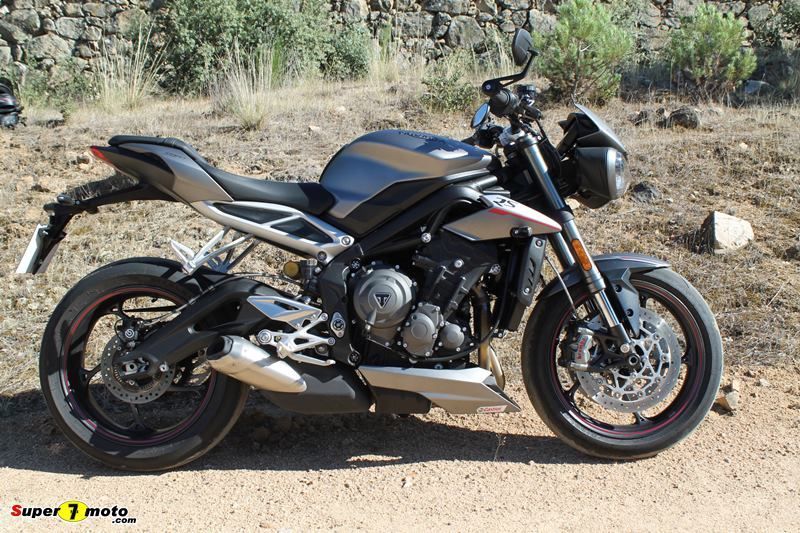 TriumphStreetTriple765RS 31
