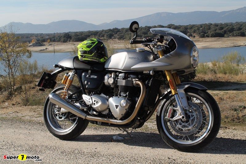 ThruxtonTrackRacer 01