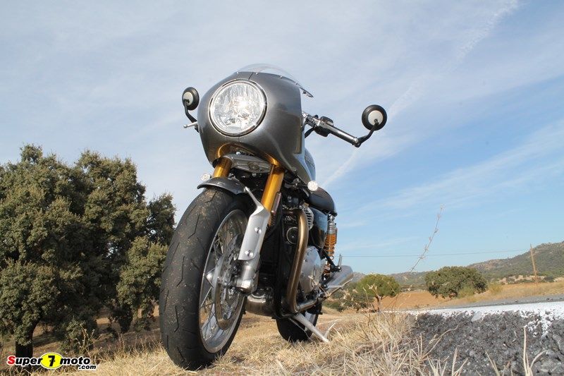ThruxtonTrackRacer 35