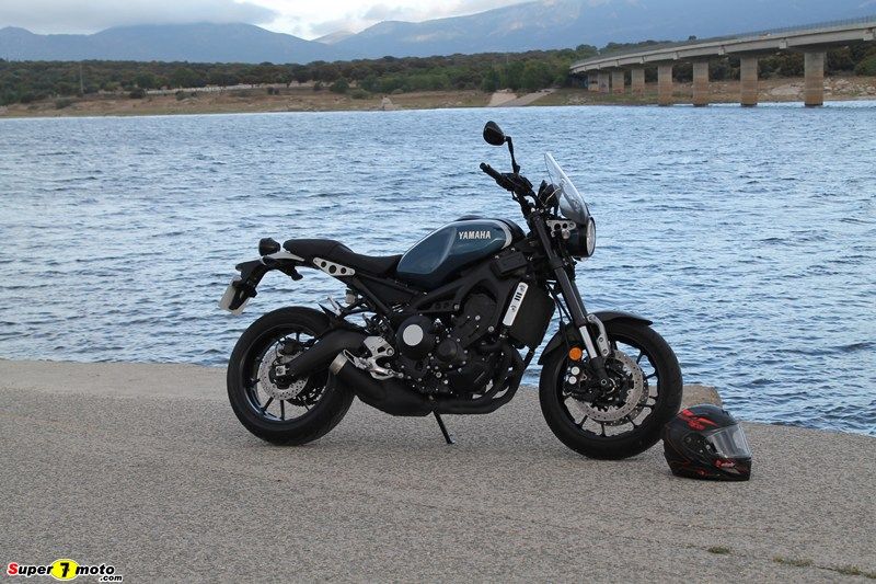 YamahaXSR900 02
