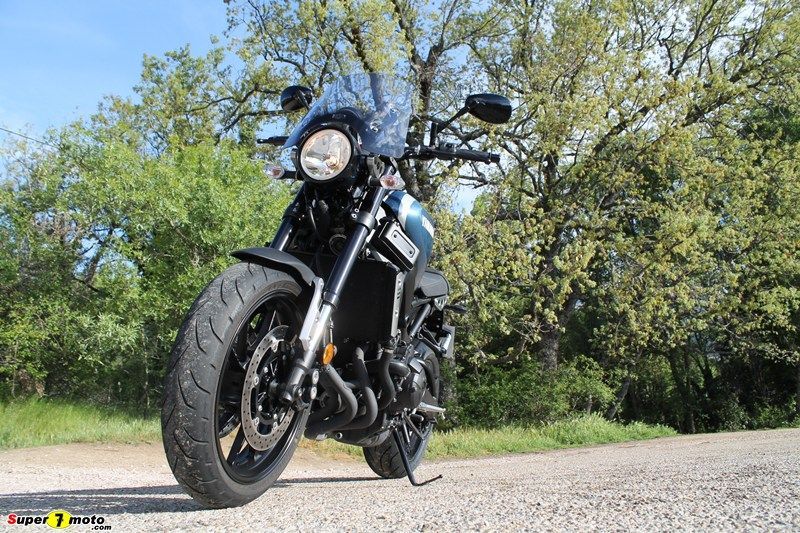 YamahaXSR900 40