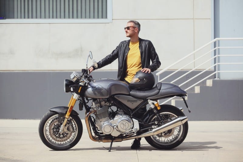 Norton accion 6