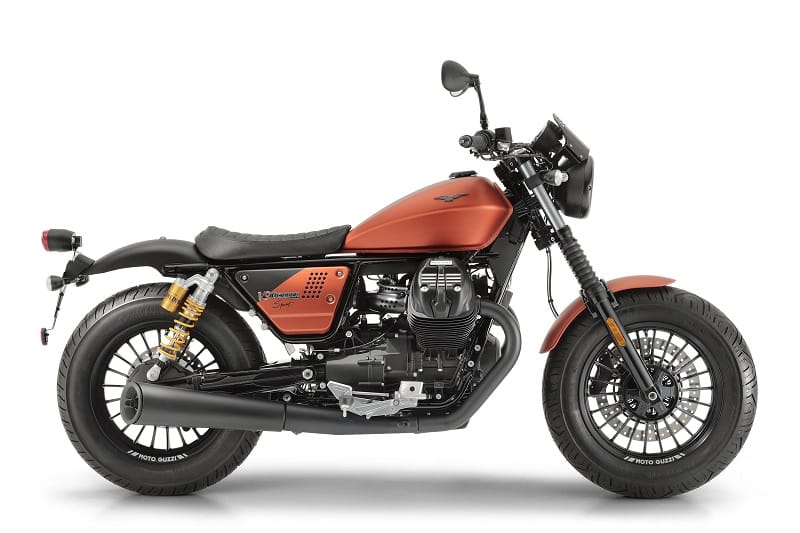 03 Moto Guzzi V9 Bobber Sport