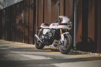 thruxton_1200_r-julina-tamarit7-min