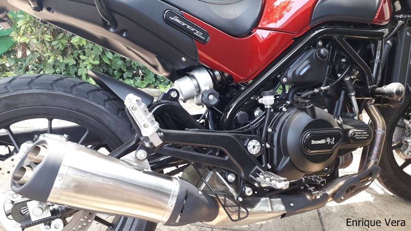 Benelli Leoncino 500 1