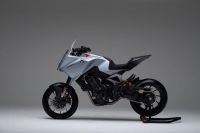 196916_Honda_s_Rome_R_D_Centre_proudly_unleashes_the_CB4X_at_EICMA