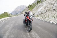 DL1050RQ_RCM0_Action_10