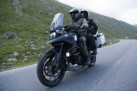 DL1050RQ_RCM0_Action_173-min