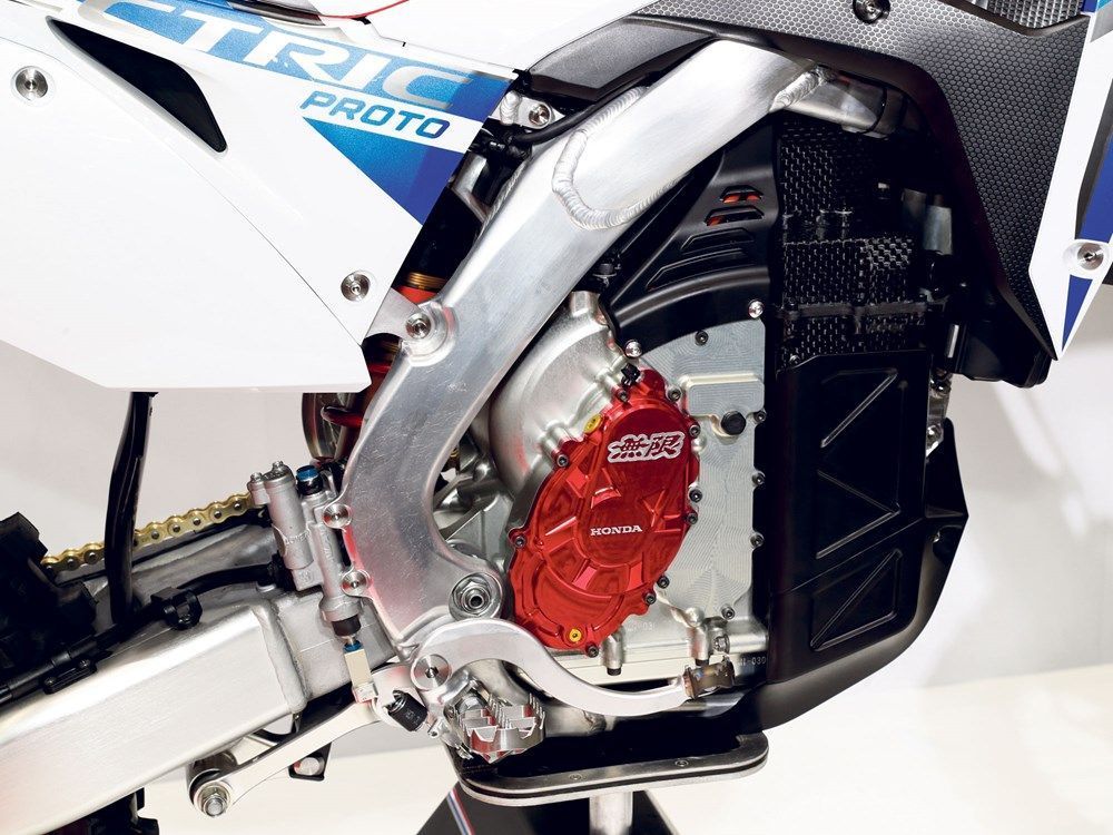 Honda CR E 2