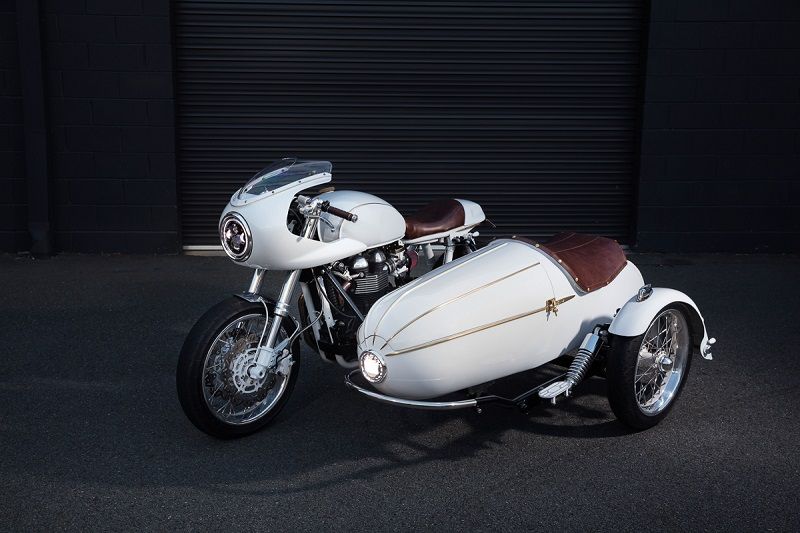 Triumph Cafe Racer Sidecar 16 of 40