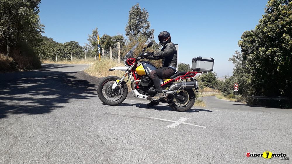 Guzzi V85TT 19