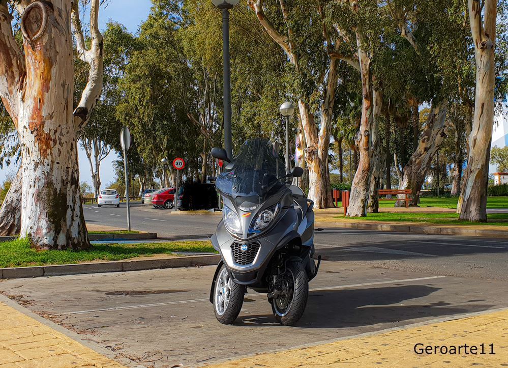 Piaggio MP3 500 LT HPE Business 5