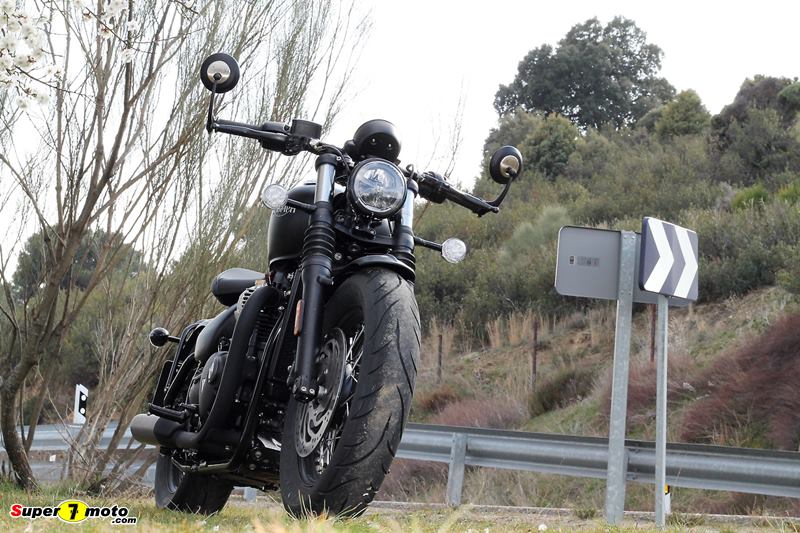 TriumphBobberBlack 73