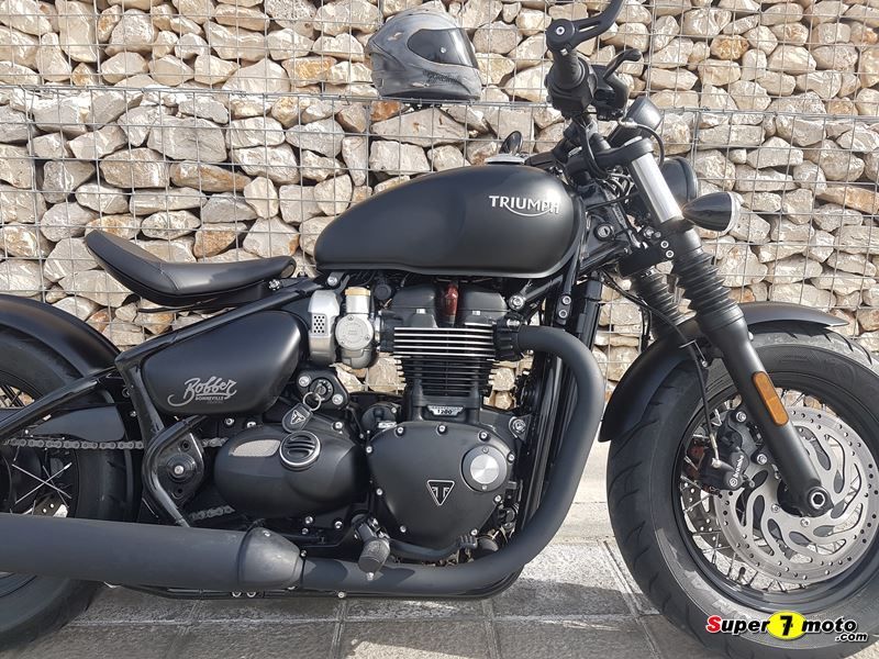 Triumph Bobber Black 10