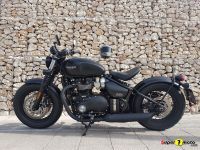 Triumph_Bobber_Black_21