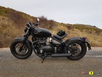 Triumph_Bobber_Black_29