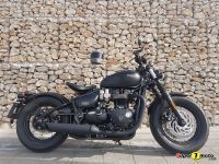 Triumph_Bobber_Black_4