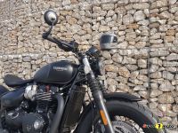 Triumph_Bobber_Black_8