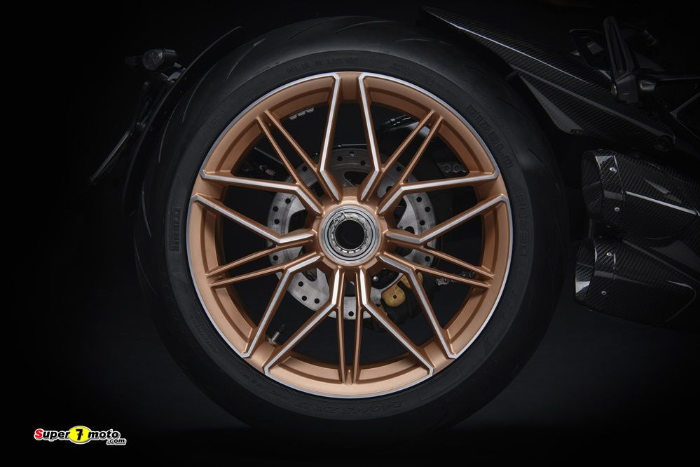 DUCATI DIAVEL 1260 LAMBORGHINI 14 UC213106 Mid