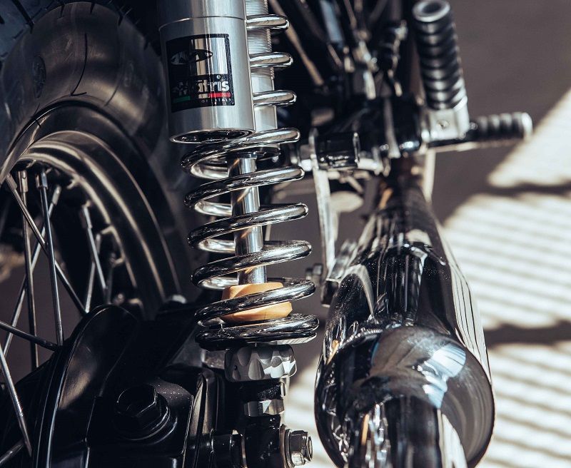 WTS Guzzi Deus 2