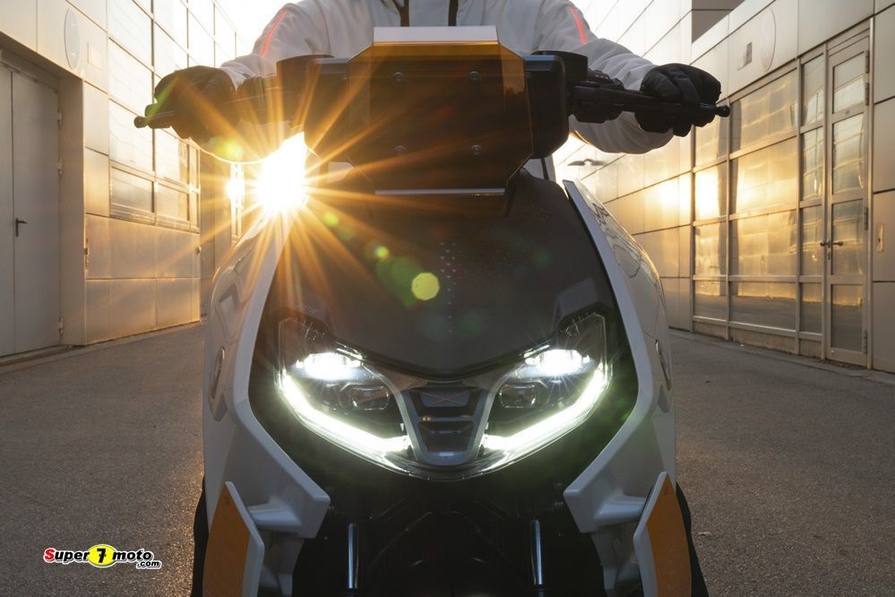 BMW Motorrad Definition CE 04 2