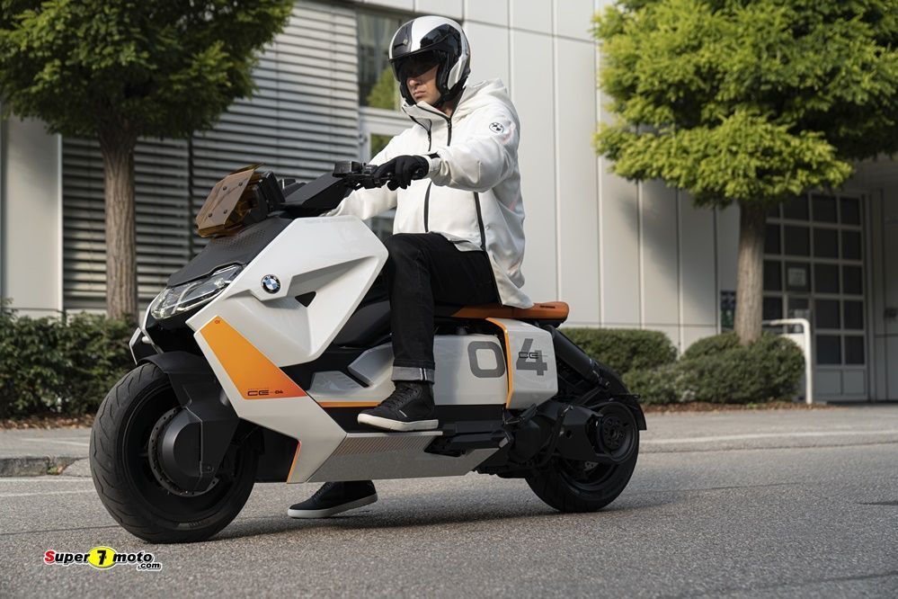 BMW Motorrad Definition CE 04 9