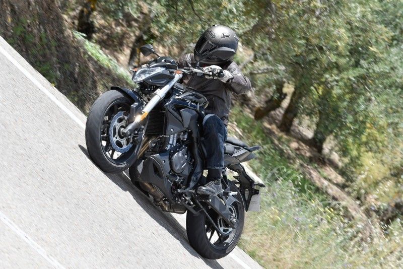 14. VOGE 500R 