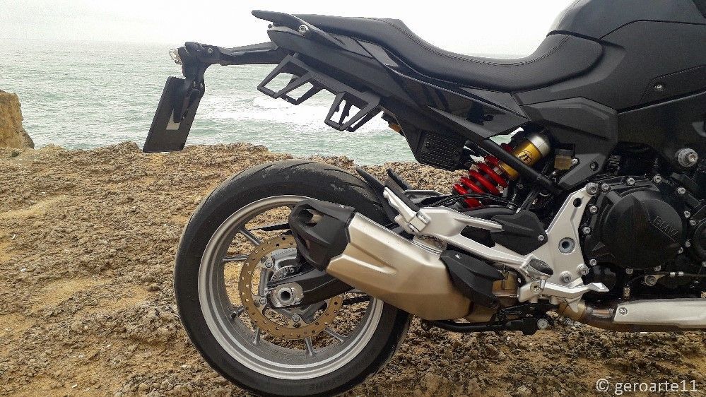 BMW F900R 10