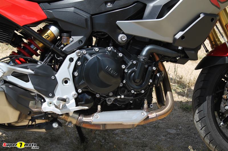 BMW F900XR 2020 25