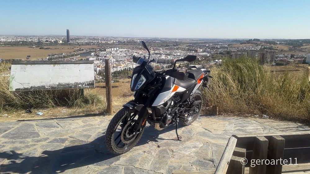 KTM 33