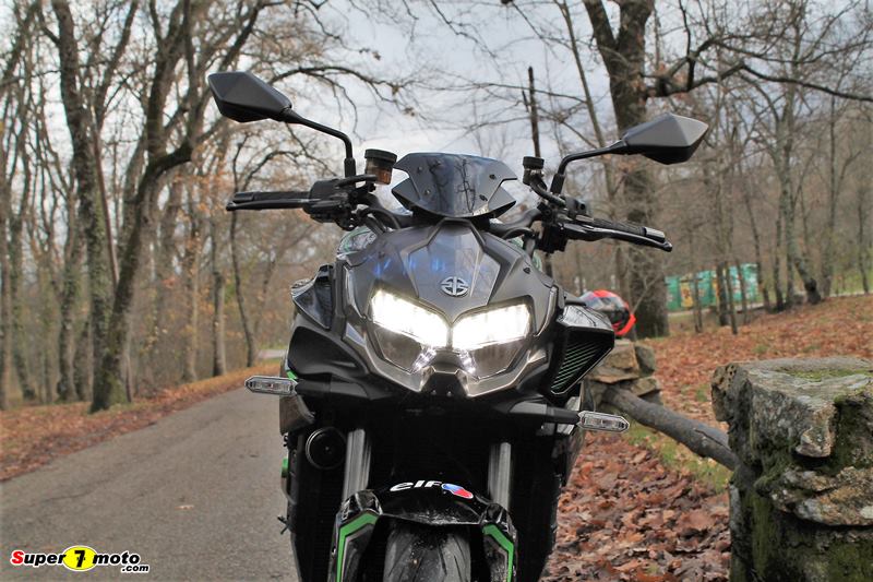KawasakiZH2 31