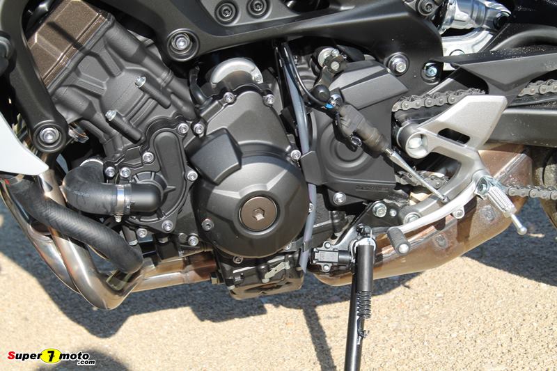 YamahaMT09 2020 29