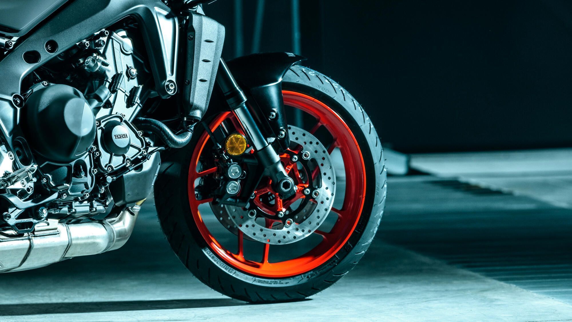 2021 Yamaha MT09 EU Detail 008 03