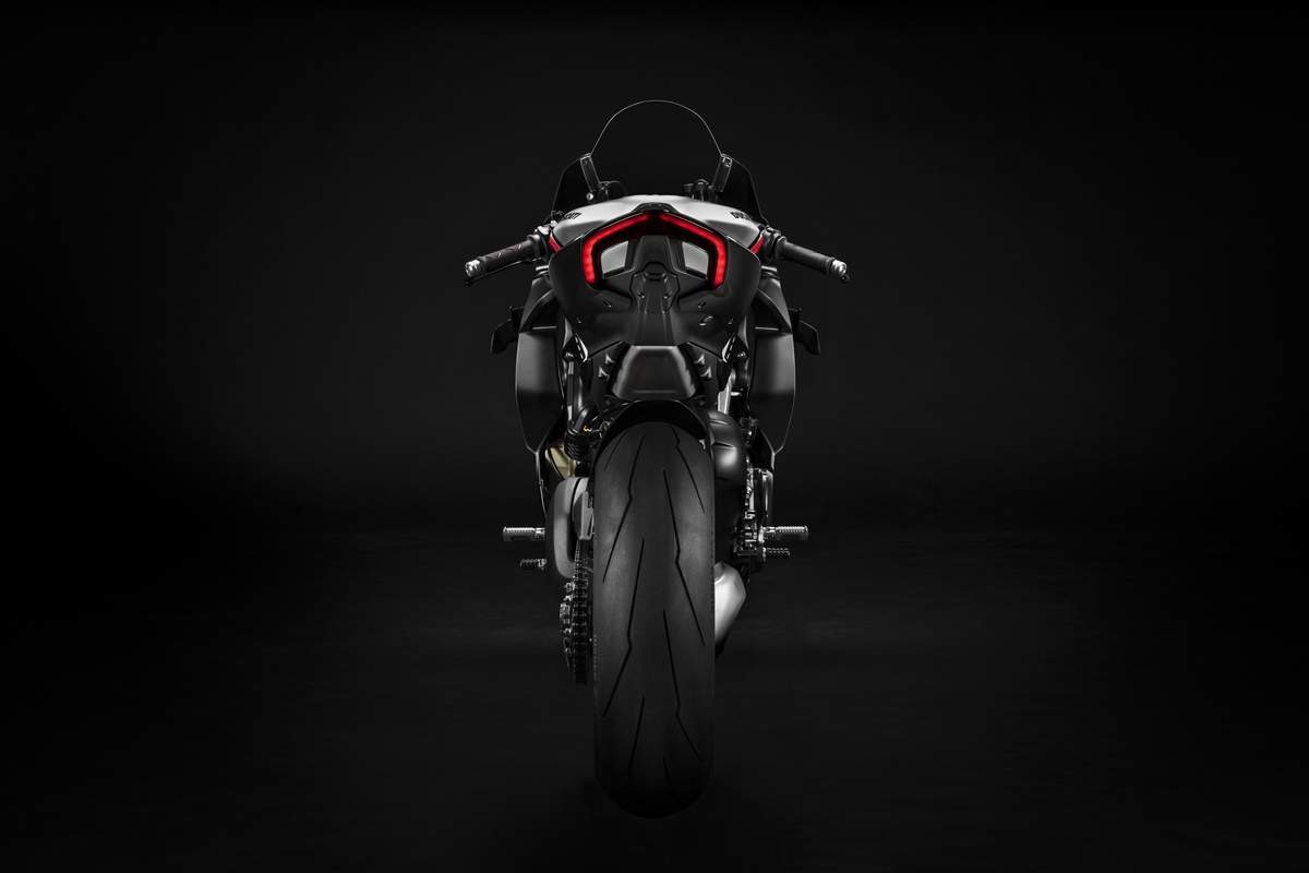 ducati panigale v4 sp 2021 08