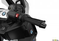 P90412881-highRes