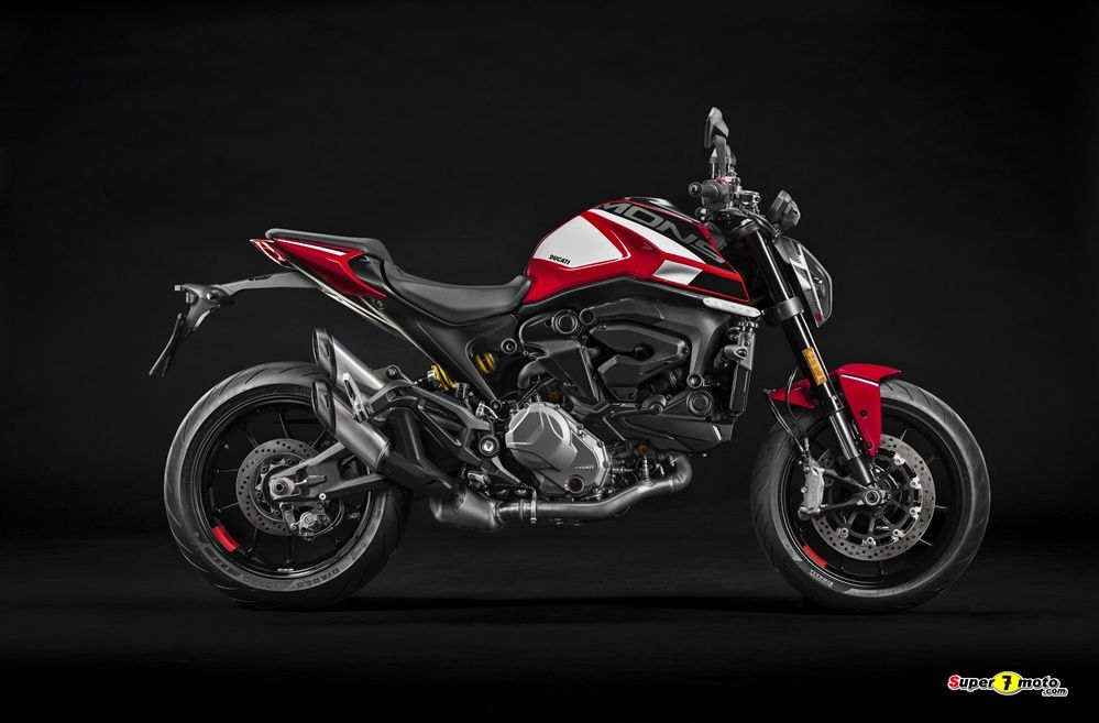 MY21 DUCATI MONSTER personalised with Corse stickers kit UC214702 High