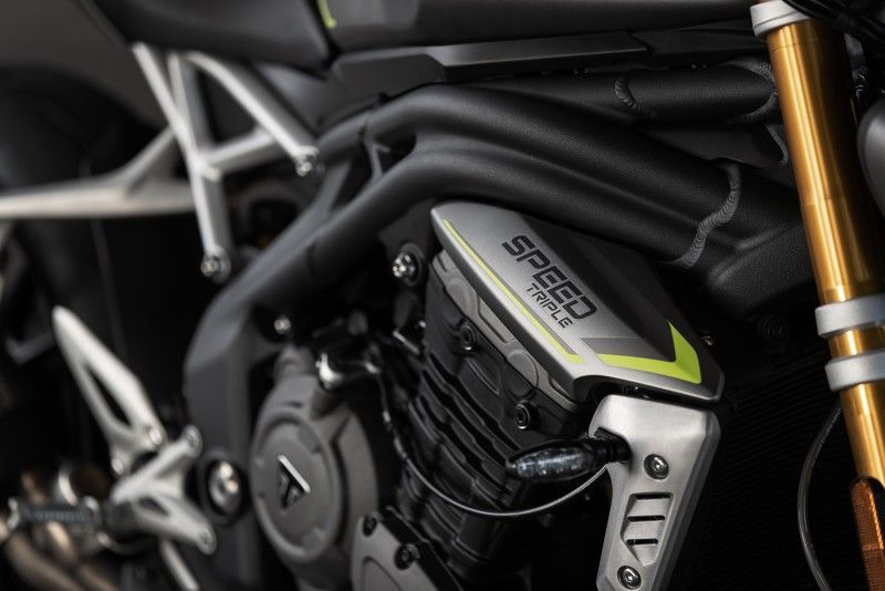 Ndp Triumph SpeedTriple1200RS 34