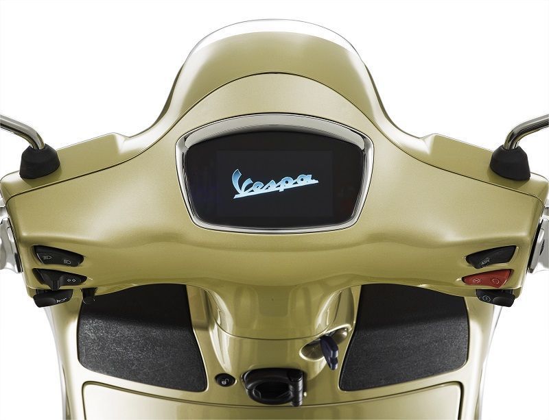 05 Vespa GTS 75th