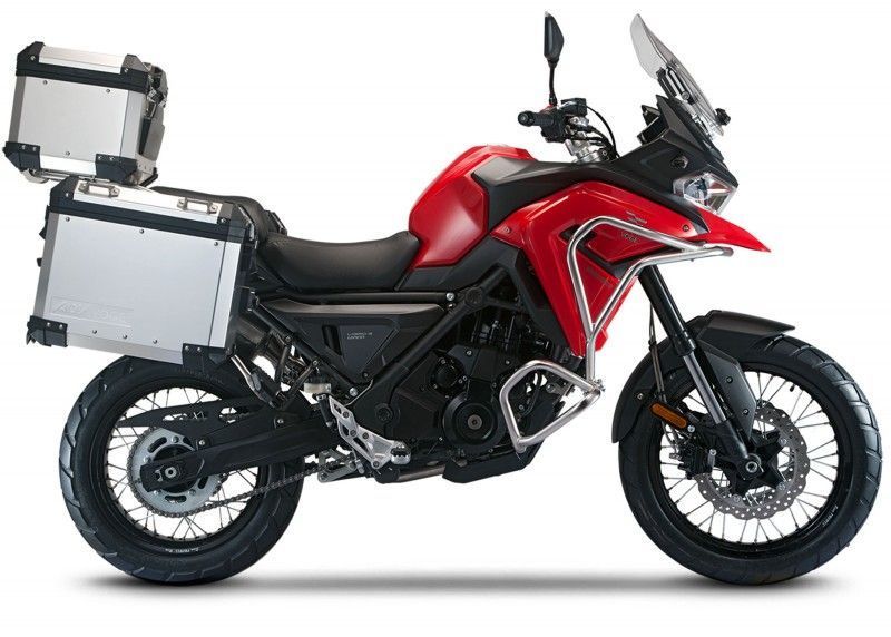650 DSX Publi