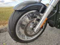 Harley-Davidson_Fat_Boy_2021_9