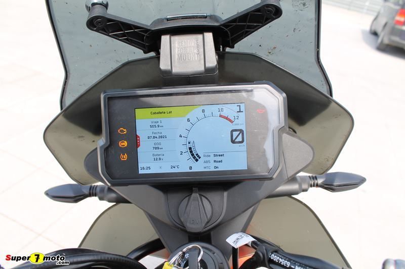 KTM890AdventureR 19