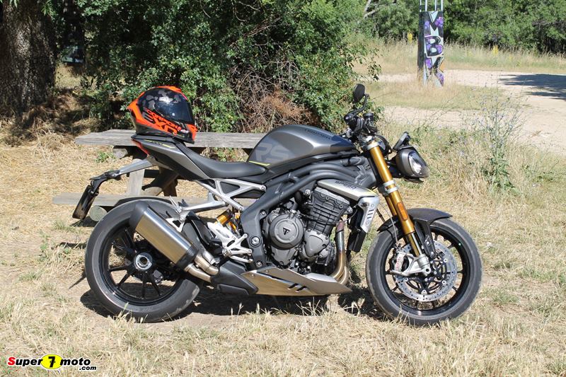 SpeedTriple1200RS 02